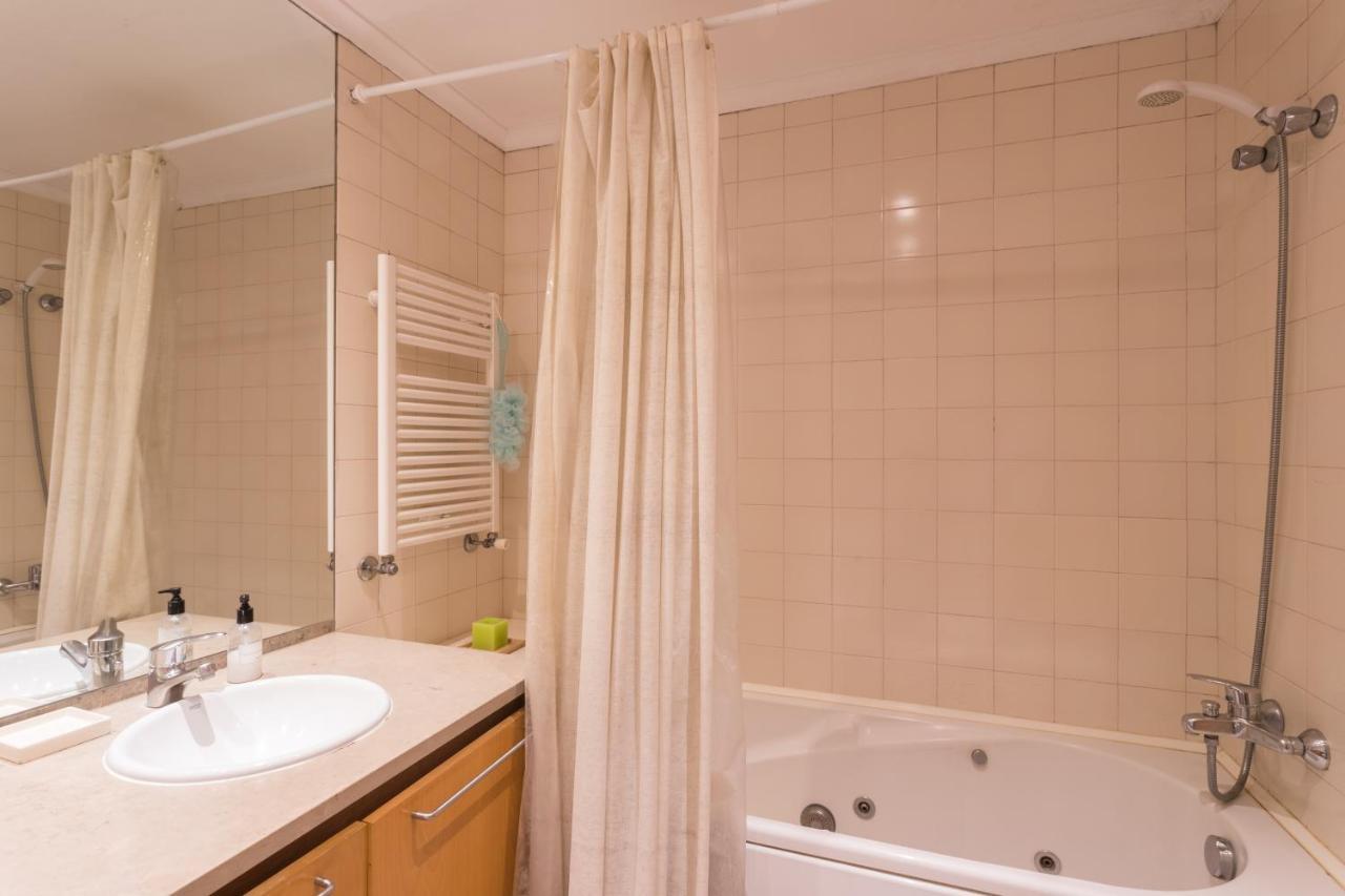 Flh Alcantara Family Apartment Lisbon Bagian luar foto