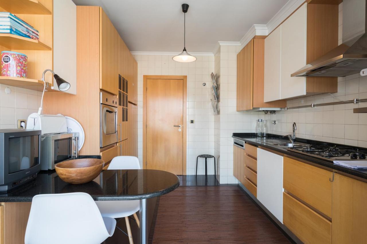 Flh Alcantara Family Apartment Lisbon Bagian luar foto